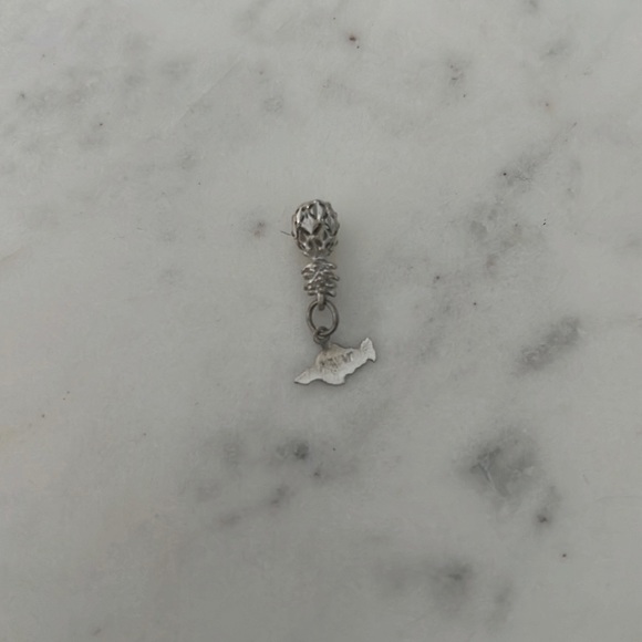 Boutique Pineapple Silver 925 Necklace Pendant Charm - Picture 1 of 11